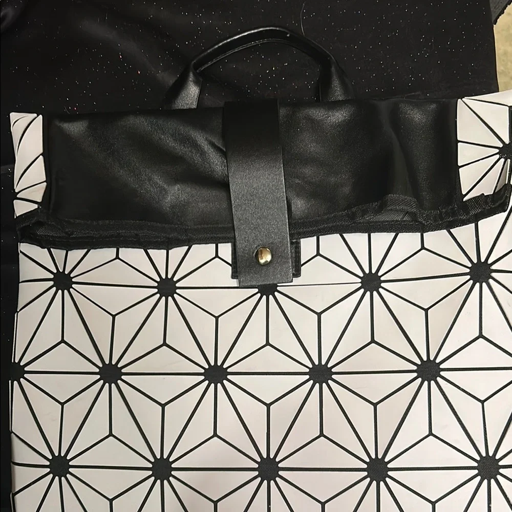 Stylish Black and White Geometric Tote/Backpack